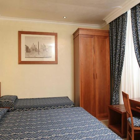 Adorasuite B&B Rom Zimmer foto